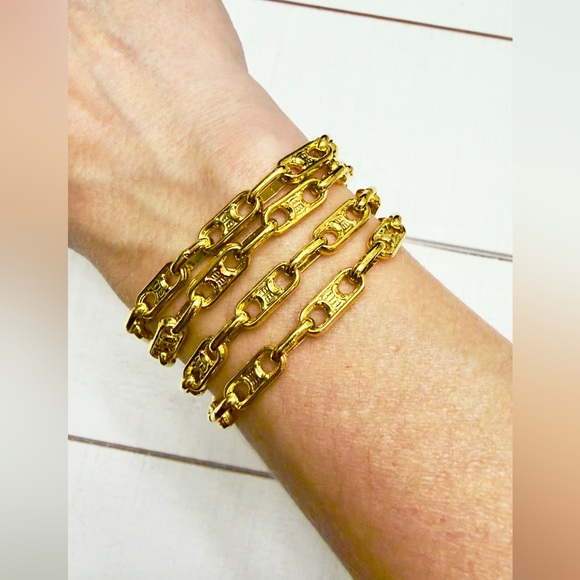 SOLD β Vintage Celine Gold Chain Necklace - Picture 10 of 10